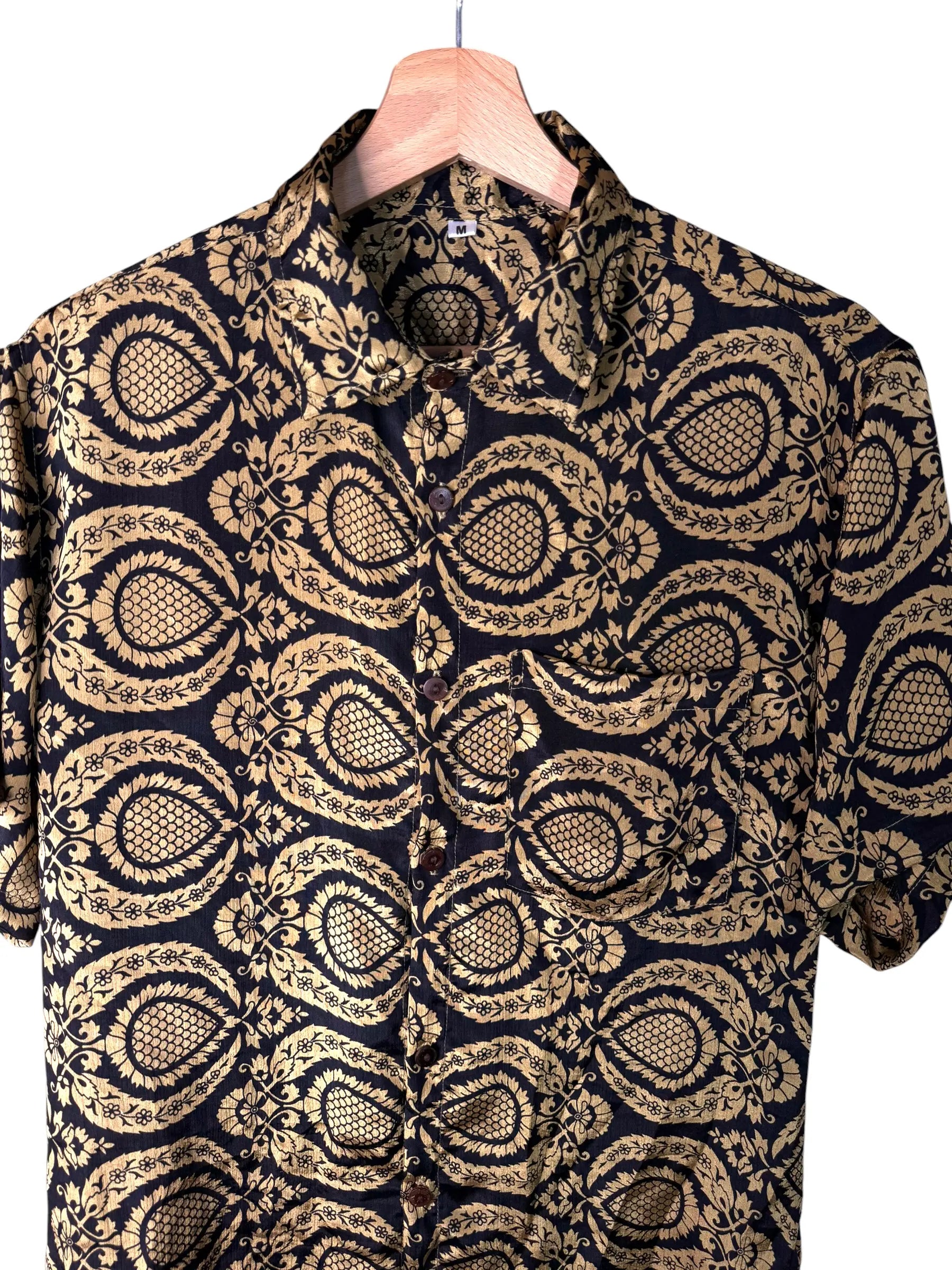 Camicia Paisley Nera e Oro - Sari Upcycled - Taglia M