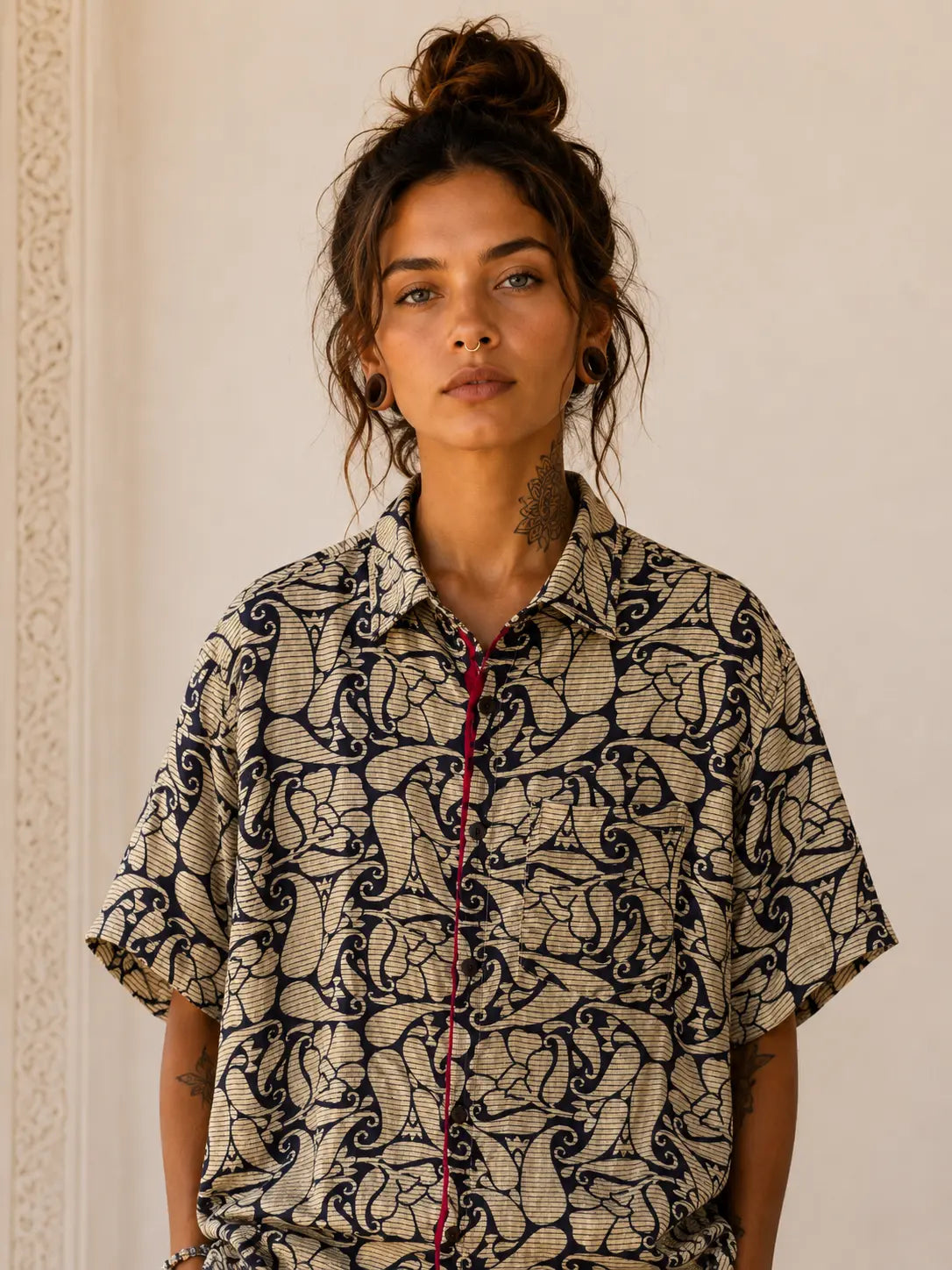 Camicia Particolare Beige e Nero - Sari - Taglia M CAMICIE PARTICOLARI