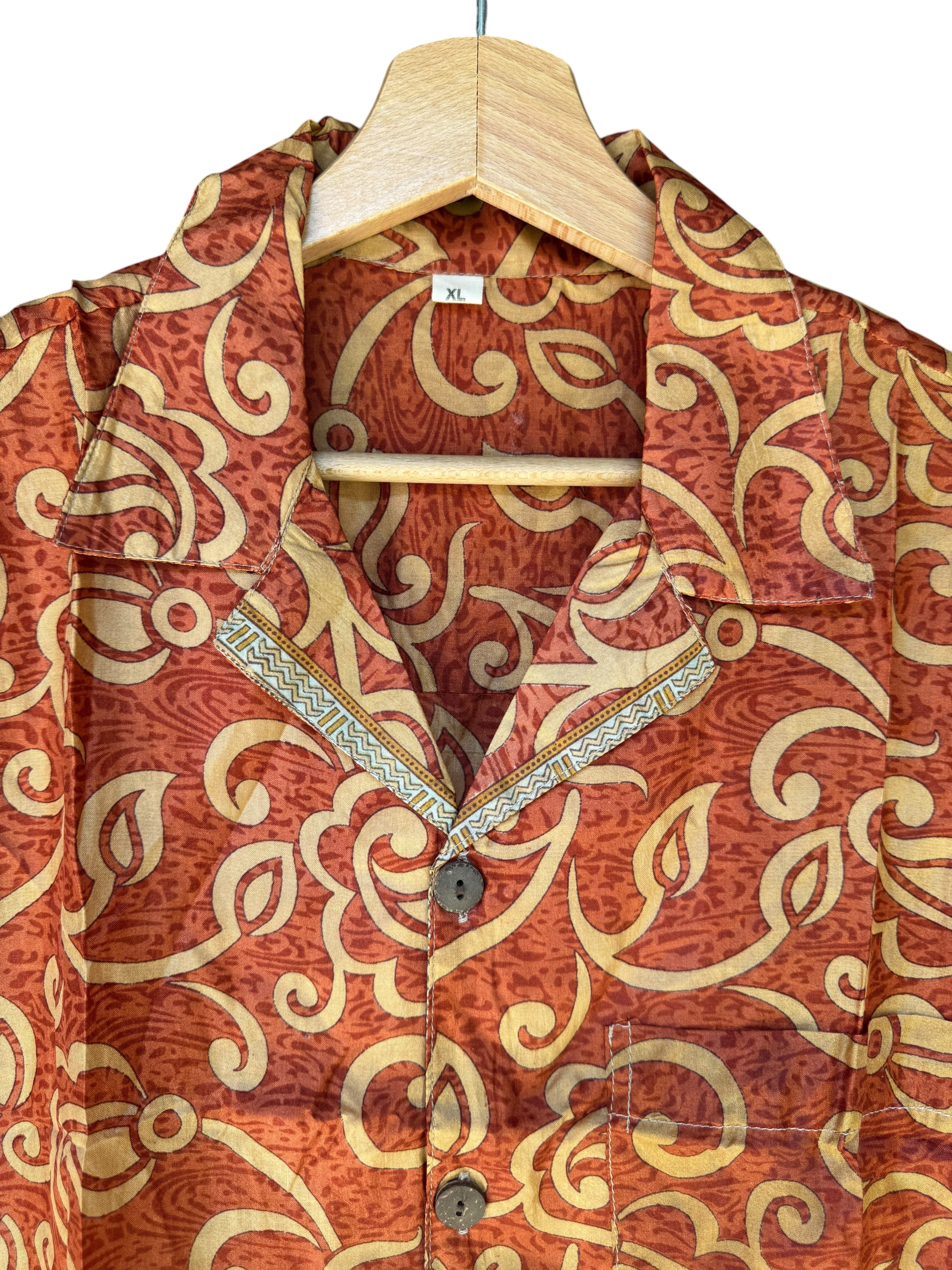 Camicia in Seta Sari Etnica Terracotta Oro Paisley Unisex - Taglia XL