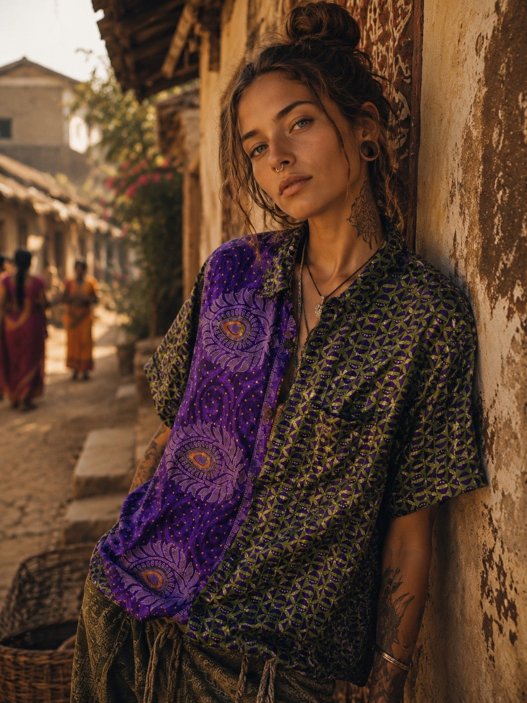 Camicia Etnica Viola e Verde Geometrica - Sari Upcycled - Taglia M