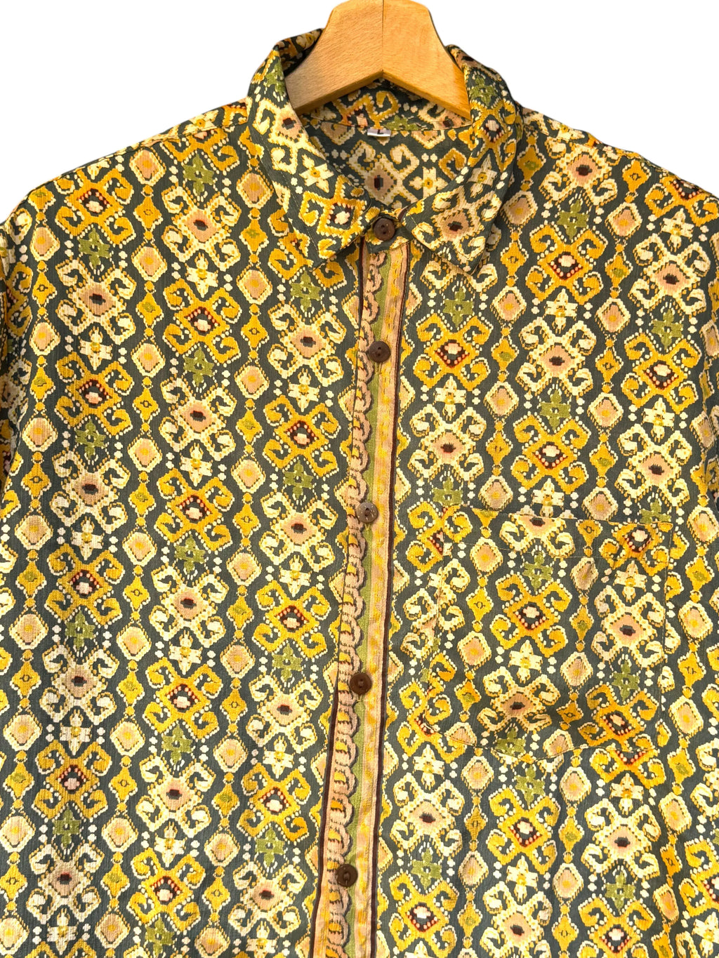 Camicia Etnica Verde Ocra Ikat Geometrico Boho Sari Unisex - Taglia L