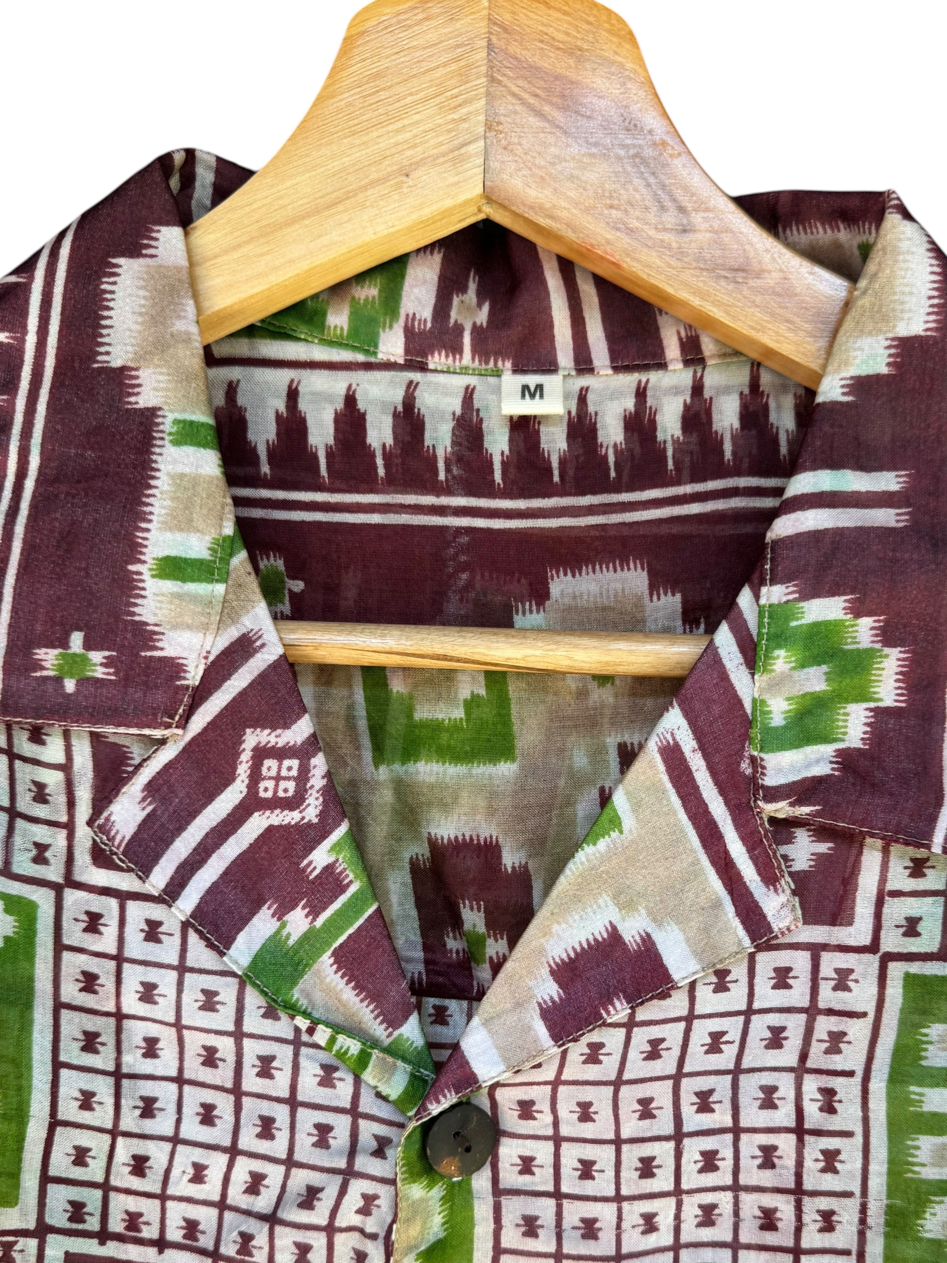 Camicia in Seta Sari Ikat Bordeaux Verde Elefanti Unisex - Taglia M