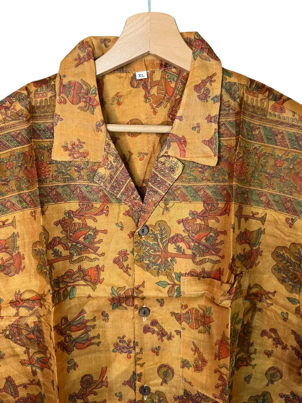 Camicia in Seta Sari Kalamkari Ambra Figure Cortesi Unisex - Taglia XL