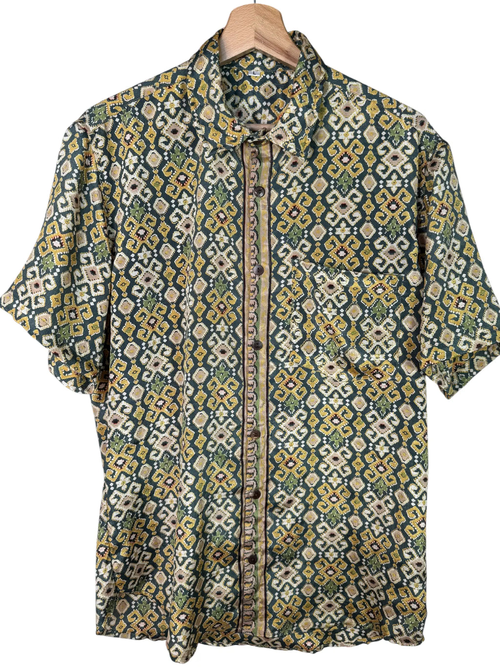 Camicia Etnica Verde Ocra - Ikat Geometrico Boho Sari - Taglia L CAMICIE PARTICOLARI