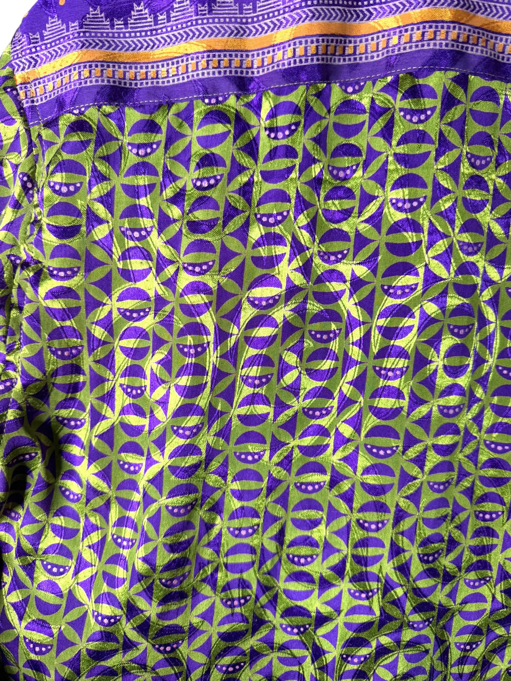 Camicia Etnica Viola e Verde Geometrica - Sari Upcycled - Taglia M